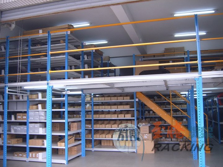 �����¥����